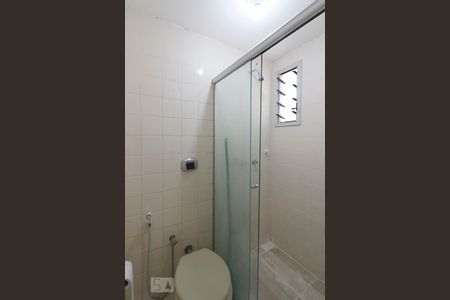 Banheiro de apartamento à venda com 3 quartos, 68m² em Vila Andrade, São Paulo