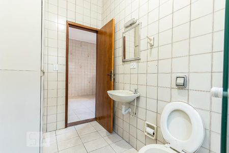 Casa à venda com 115m², 3 quartos e 3 vagas Casa à venda com 115m², 3 quartos e 3 vagasBanheiro