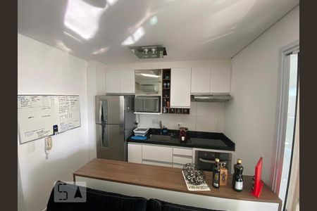 Cozinha de apartamento à venda com 1 quarto, 43m² em Jardim Aeroporto, São Paulo