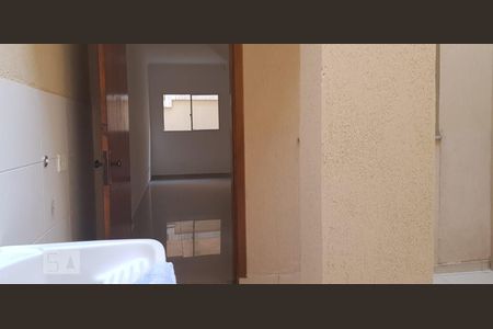 Casa de condomínio à venda com 61m², 2 quartos e 1 vagaCorredor 