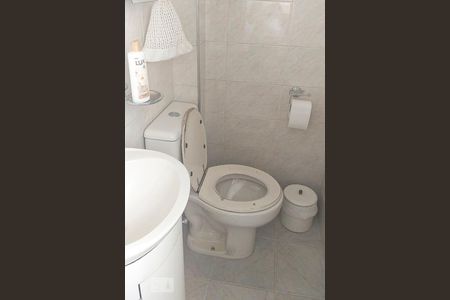 Apartamento à venda com 157m², 3 quartos e 1 vaga Apartamento à venda com 157m², 3 quartos e 1 vagaLavabo
