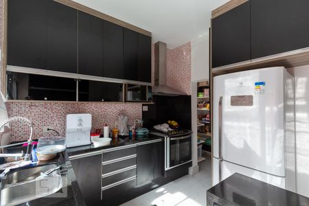 Casa para alugar com 280m², 3 quartos e 4 vagas Casa para alugar com 280m², 3 quartos e 4 vagasCozinha