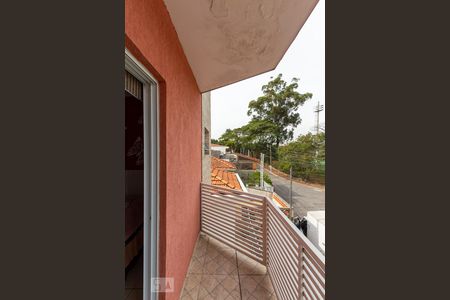 Casa para alugar com 280m², 3 quartos e 4 vagas Casa para alugar com 280m², 3 quartos e 4 vagasVaranda da suíte 1