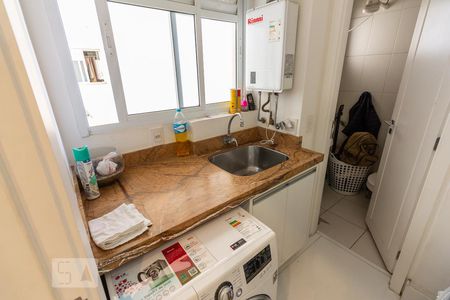 Apartamento à venda com 100m², 3 quartos e 2 vagasÁrea de Serviço