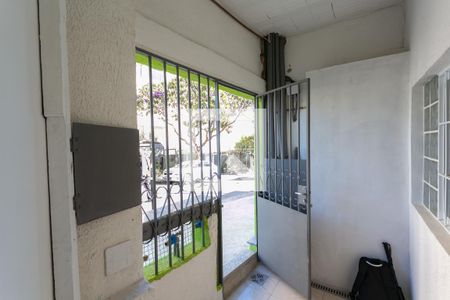 Entrada de casa para alugar com 2 quartos, 120m² em Pirajá, Belo Horizonte