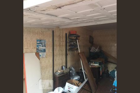 Casa à venda com 253m², 4 quartos e 5 vagas Casa à venda com 253m², 4 quartos e 5 vagasGaragem