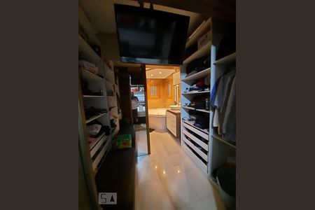 Casa à venda com 250m², 3 quartos e 3 vagas