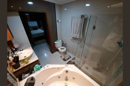 Casa à venda com 250m², 3 quartos e 3 vagas