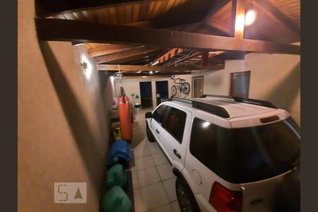 Casa à venda com 250m², 3 quartos e 3 vagas