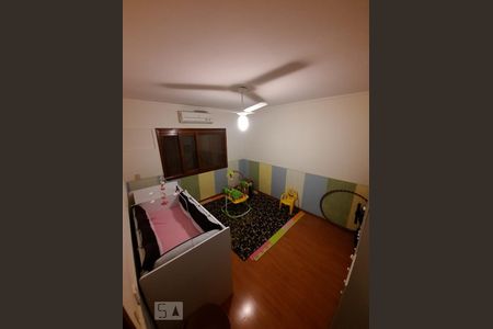 Casa à venda com 250m², 3 quartos e 3 vagas