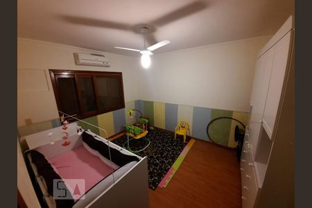 Casa à venda com 250m², 3 quartos e 3 vagas