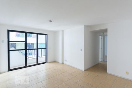 Sala de apartamento para alugar com 2 quartos, 60m² em Santa Rosa, Niterói
