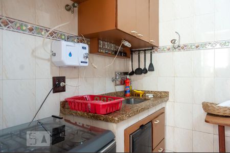 Apartamento para alugar com 75m², 2 quartos e sem vagaCozinha