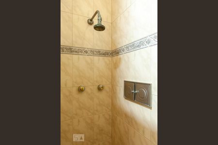 Apartamento para alugar com 75m², 2 quartos e sem vagaDetalhe Banheiro