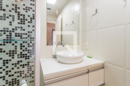 Banheiro de apartamento à venda com 1 quarto, 33m² em Indianópolis, São Paulo