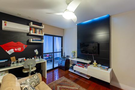 Apartamento à venda com 230m², 4 quartos e 2 vagas Apartamento à venda com 230m², 4 quartos e 2 vagasQuarto 2