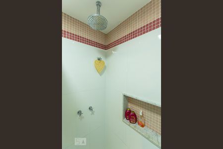 Apartamento à venda com 230m², 4 quartos e 2 vagas Apartamento à venda com 230m², 4 quartos e 2 vagasBanheiro Social