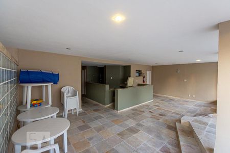 Apartamento à venda com 230m², 4 quartos e 2 vagas Apartamento à venda com 230m², 4 quartos e 2 vagasÁrea Comum - Playground