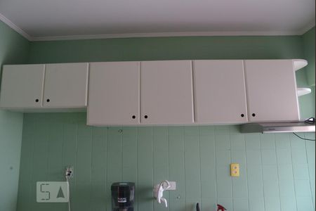 Apartamento para alugar com 124m², 2 quartos e 1 vagaCozinha - Armários