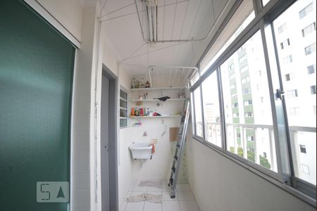 Apartamento para alugar com 124m², 2 quartos e 1 vagaArea de Serviço