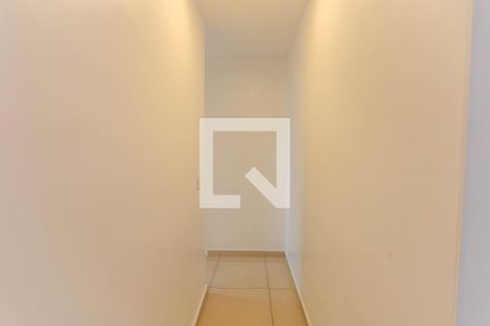 Corredor de apartamento à venda com 2 quartos, 56m² em Taboão, São Bernardo do Campo