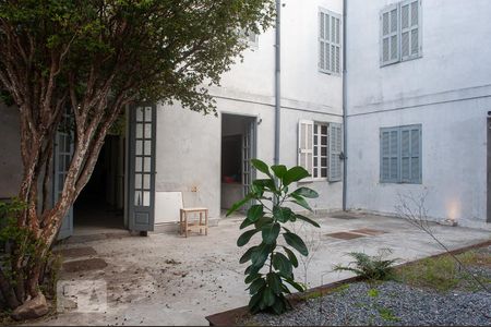 Casa à venda com 450m², 13 quartos e 2 vagas Casa à venda com 450m², 13 quartos e 2 vagasJardim