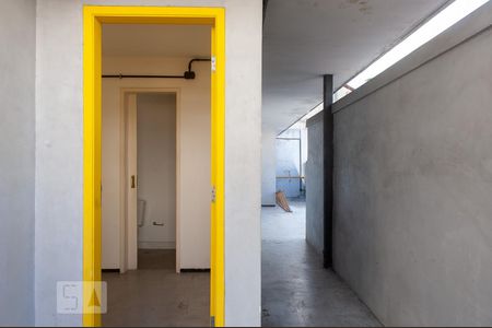 Casa à venda com 450m², 13 quartos e 2 vagas Casa à venda com 450m², 13 quartos e 2 vagasCorredor