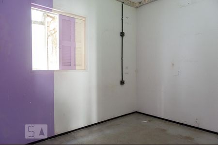 Casa à venda com 450m², 13 quartos e 2 vagas Casa à venda com 450m², 13 quartos e 2 vagasQuarto 6