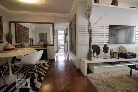 Sala de apartamento à venda com 3 quartos, 96m² em Vila Suzana, São Paulo