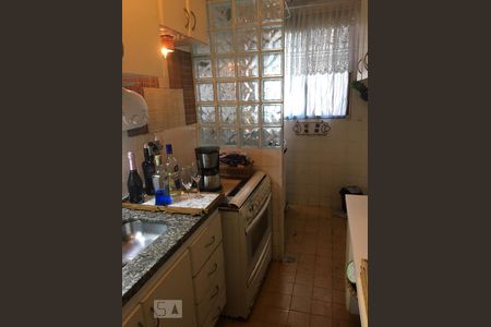 Apartamento à venda com 55m², 2 quartos e 1 vaga Apartamento à venda com 55m², 2 quartos e 1 vagaCozinha
