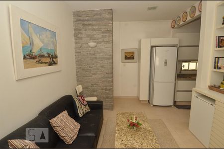 Sala de apartamento para alugar com 1 quarto, 38m² em Copacabana, Rio de Janeiro
