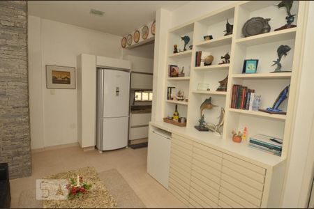 Sala de apartamento para alugar com 1 quarto, 38m² em Copacabana, Rio de Janeiro