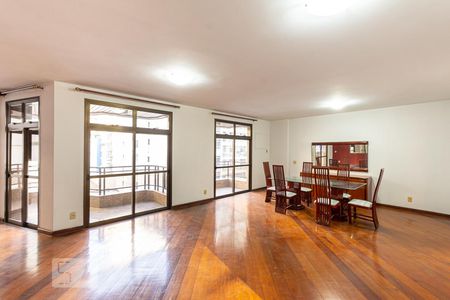 Sala de apartamento para alugar com 4 quartos, 215m² em Icaraí, Niterói