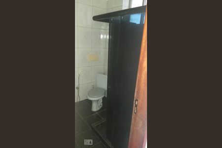 Apartamento à venda com 65m², 2 quartos e sem vaga Apartamento à venda com 65m², 2 quartos e sem vagaBanheiro