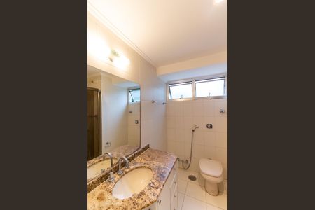 Apartamento à venda com 146m², 3 quartos e 2 vagas Apartamento à venda com 146m², 3 quartos e 2 vagasBanheiro