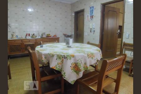 Casa para alugar com 360m², 3 quartos e 2 vagas Casa para alugar com 360m², 3 quartos e 2 vagasCopa