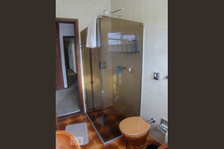Casa para alugar com 360m², 3 quartos e 2 vagas Casa para alugar com 360m², 3 quartos e 2 vagasBanheiro