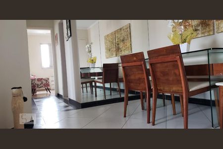 Apartamento à venda com 77m², 3 quartos e sem vaga Apartamento à venda com 77m², 3 quartos e sem vagaSala