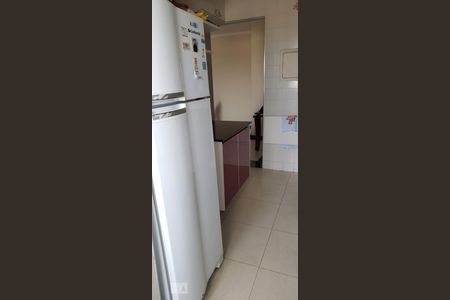 Apartamento à venda com 77m², 3 quartos e sem vaga