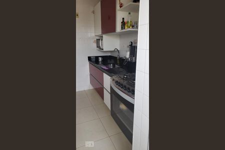 Apartamento à venda com 77m², 3 quartos e sem vaga