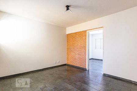 Sala de apartamento para alugar com 1 quarto, 42m² em Centro, Campinas