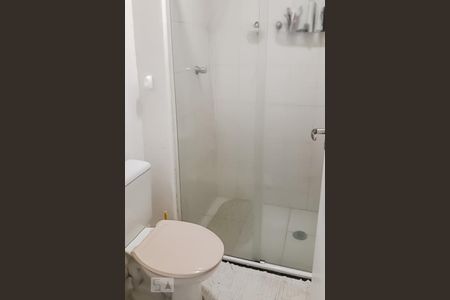 Banheiro de apartamento para alugar com 2 quartos, 50m² em Gopoúva, Guarulhos