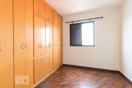 Apartamento à venda com 75m², 3 quartos e 2 vagasQuarto 3 suíte