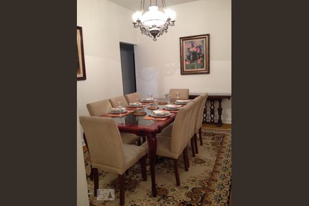 Apartamento à venda com 120m², 3 quartos e 1 vagaSala