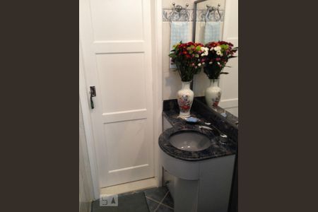 Apartamento à venda com 120m², 3 quartos e 1 vagaBanheiro 2