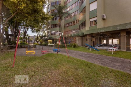 Apartamento à venda com 119m², 2 quartos e 1 vaga Apartamento à venda com 119m², 2 quartos e 1 vagaÁrea Comum - Playground