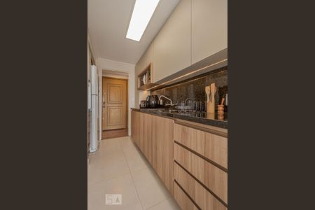 Apartamento à venda com 119m², 2 quartos e 1 vaga Apartamento à venda com 119m², 2 quartos e 1 vagaCozinha