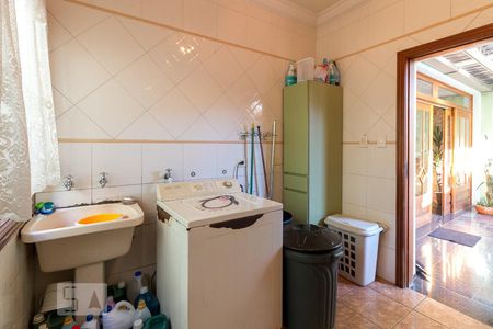 Casa à venda com 450m², 3 quartos e 5 vagasÁrea de serviço