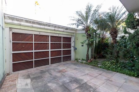 Casa à venda com 450m², 3 quartos e 5 vagasGaragem - portão automático