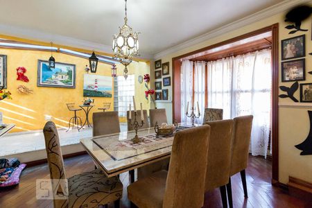 Casa à venda com 450m², 3 quartos e 5 vagasSala de jantar